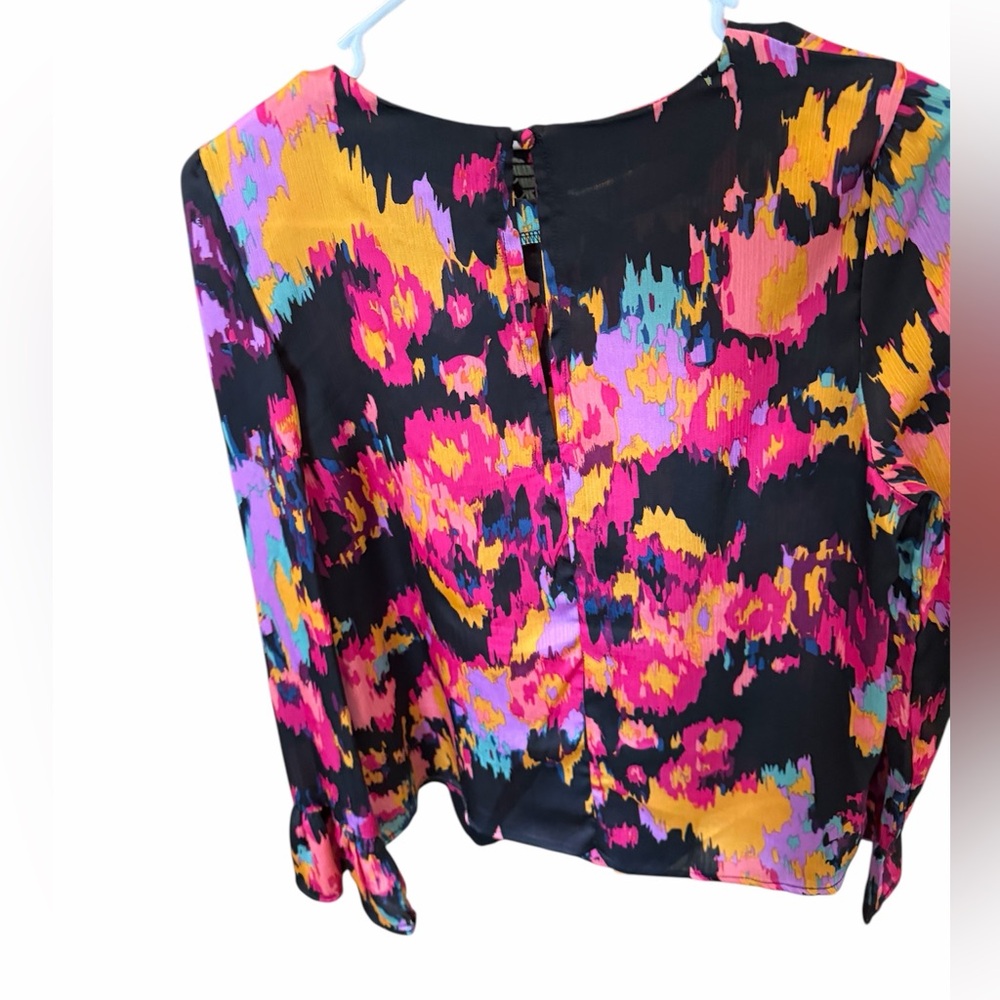 TCEC Colorful Abstract Blouse - Picture 3 of 5